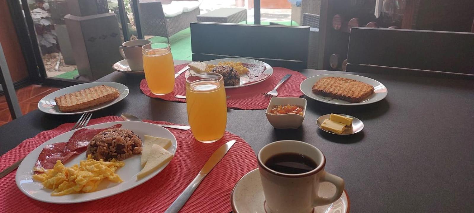Hotel Las Ardillas Monteverde Ngoại thất bức ảnh